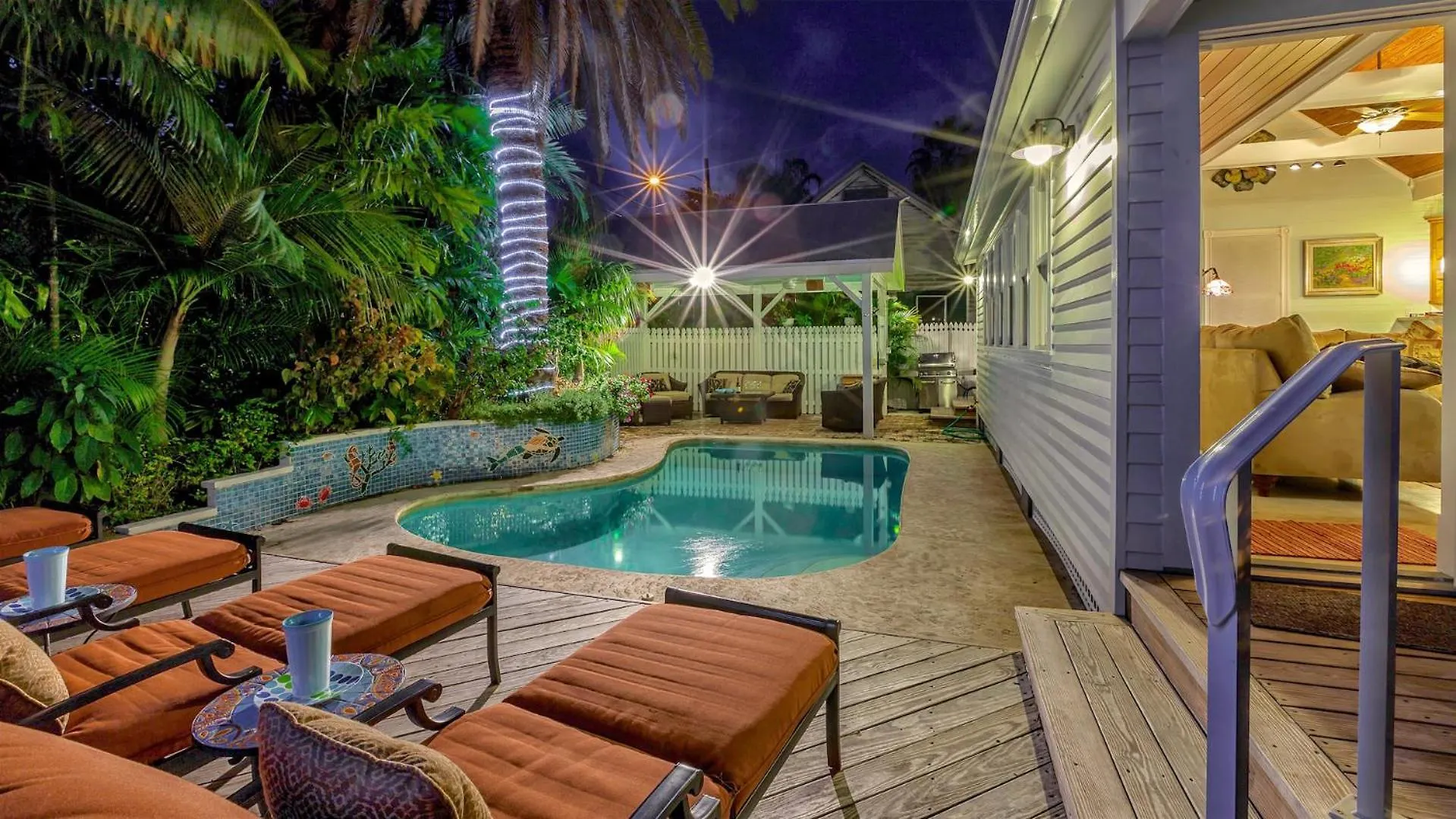 Villa Olivietta By Last Key Realty Key West